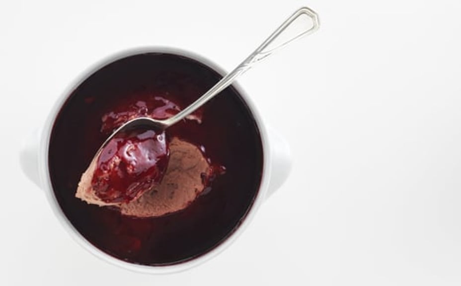 1940 - Glögg- och svartvinbärsglacerad pastej