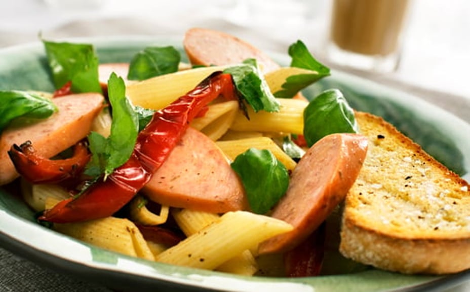 1853 - Grillad chorizo med ljummen pastasallad