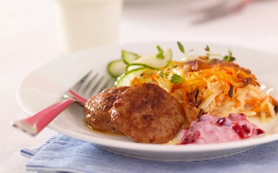 1861 - Ekologisk pannbiff med rotsaksgratäng och lingondressing