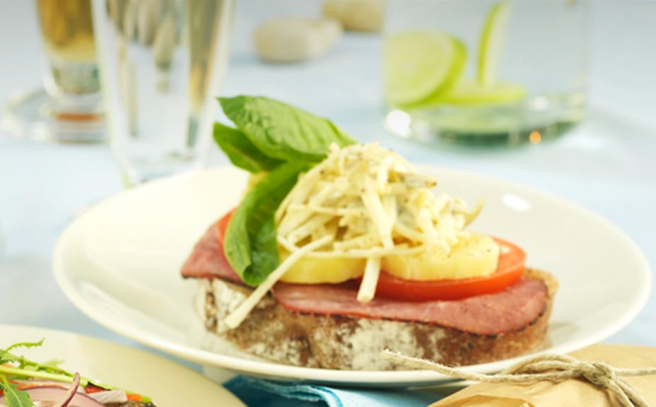 1614 - Nötrulle med rotselleriröra