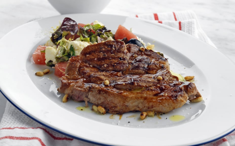 1890 - Grillad fläskkarre med melonsallad och fetaost